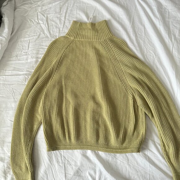 Lululemon Ribbed Turtleneck Sweater Dew Green M/L - Picture 10 of 10